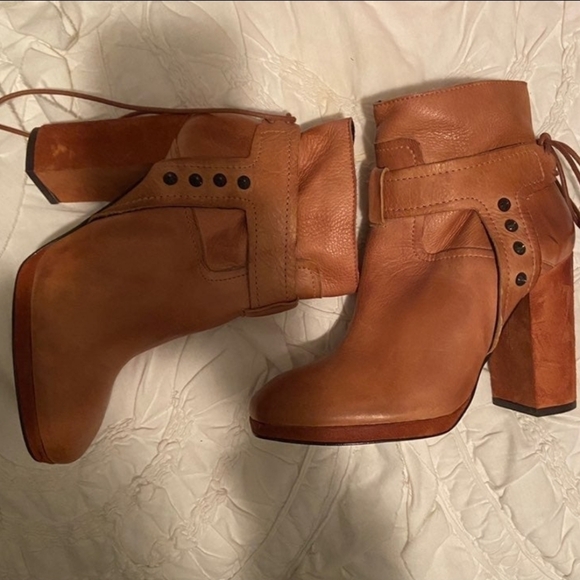 Free people Palomar bootie boots size 6.5  to 7  U.S.  E.U 37 - Picture 2 of 12